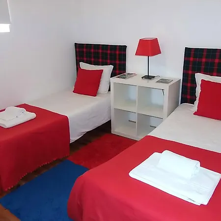 アパート Apartamento Das Flores *